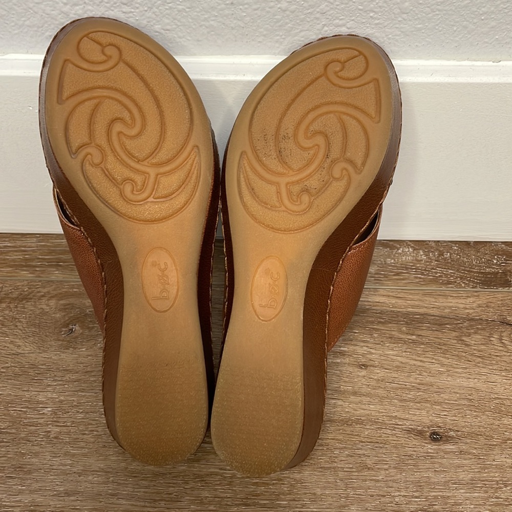 New BOC Born Black Sandals Size 7 Audrey Wedges - Picture 7 of 8